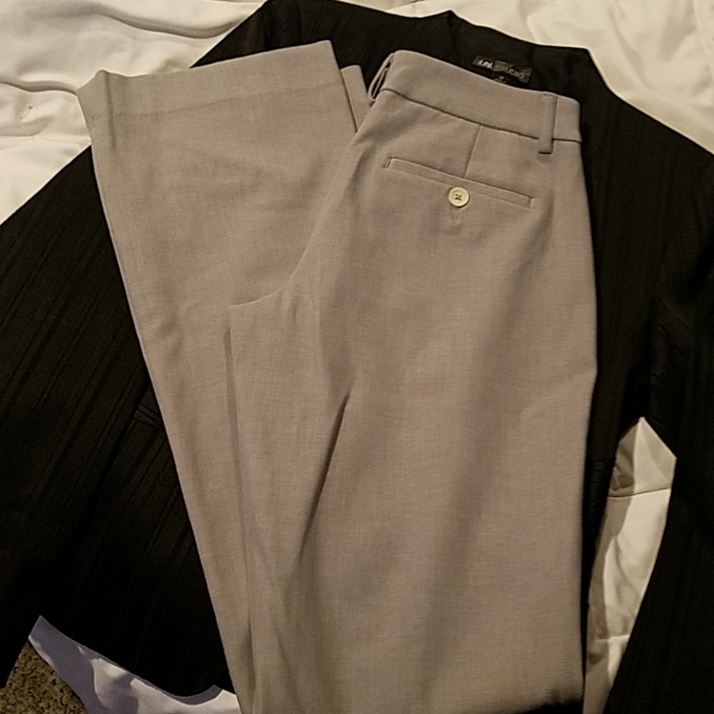 NWOT! Express gray pant. 4L